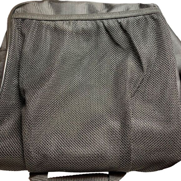 Puma Duffel Bag Marked Bone Frog Open 20"w x 10"h x 11"d, 36L New without Tags - Picture 7 of 13